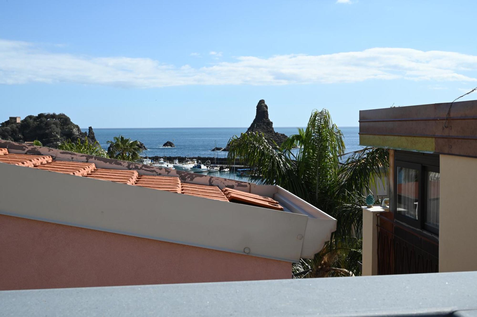 Perla Marina Acitrezza Villa Ачитреца Екстериор снимка